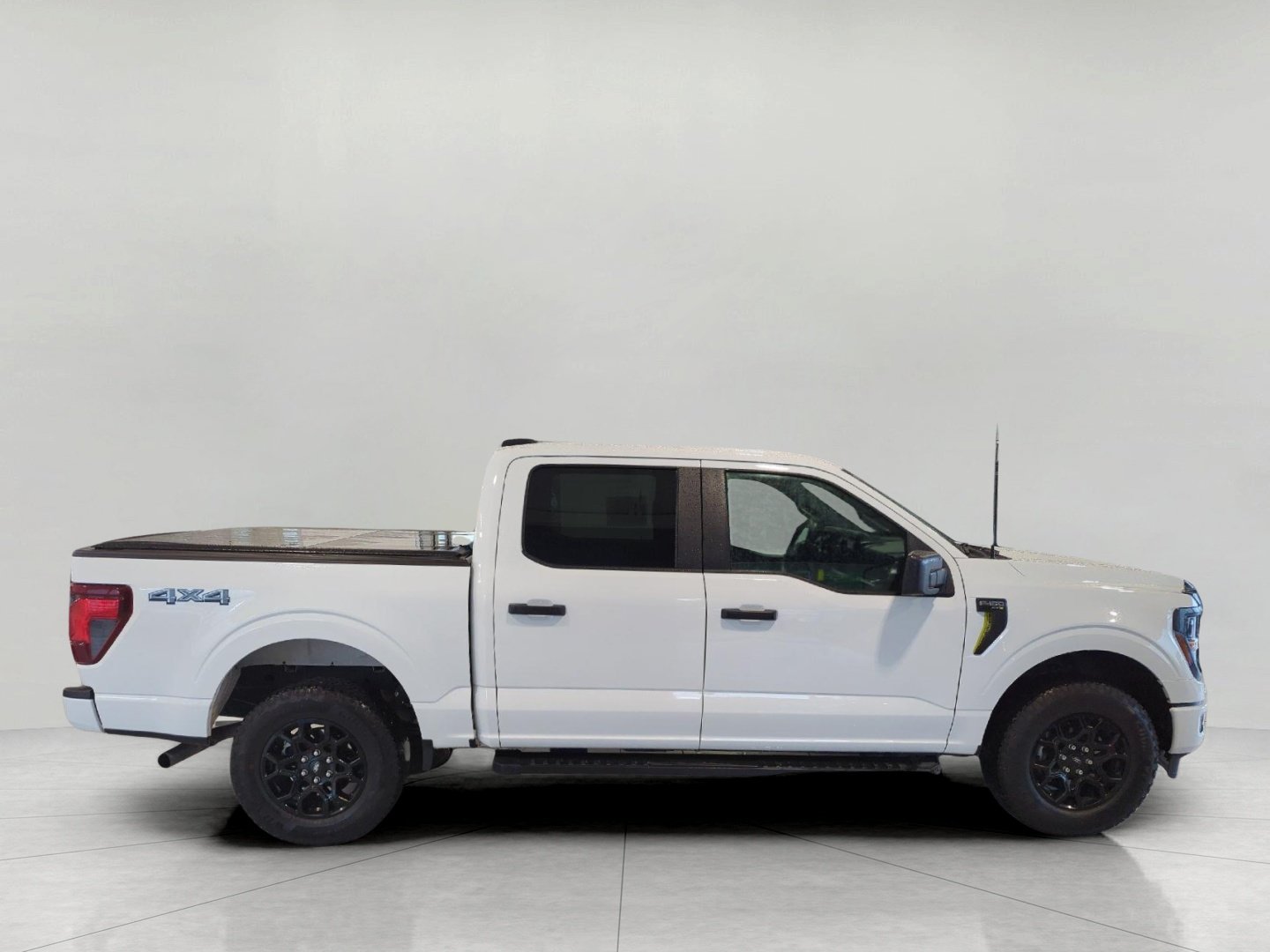 Used 2025 Ford F150 STX AWD/4WD image 5