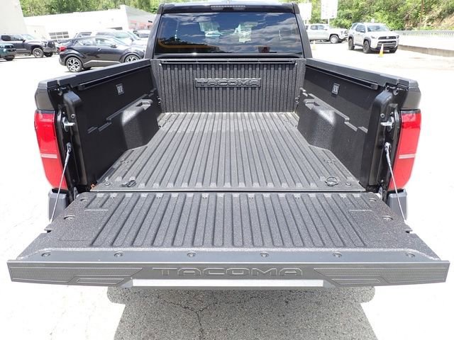 Certified 2026 Toyota Tacoma TRD Sport AWD/4WD image 7