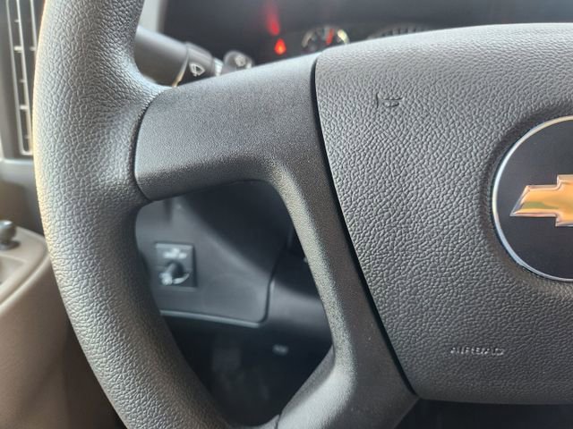 New 2025 Chevrolet Express 2500 RWD image 28
