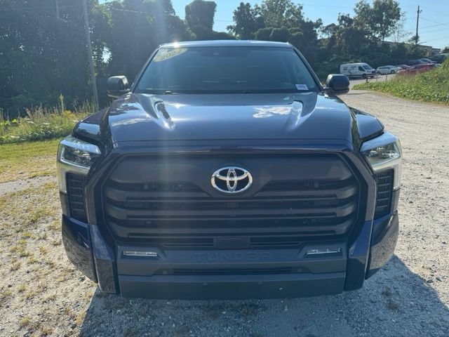 Used 2022 Toyota Tundra SR5 w/ SR5 Convenience Package AWD/4WD image 2