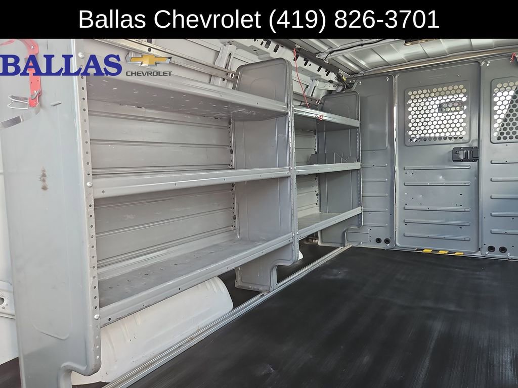 Used 2017 Chevrolet Express 2500 image 25
