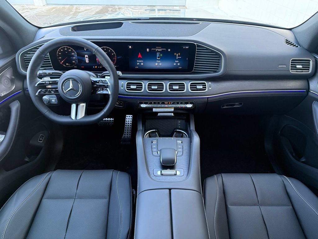 Used 2026 Mercedes-Benz GLS 580 4MATIC image 12