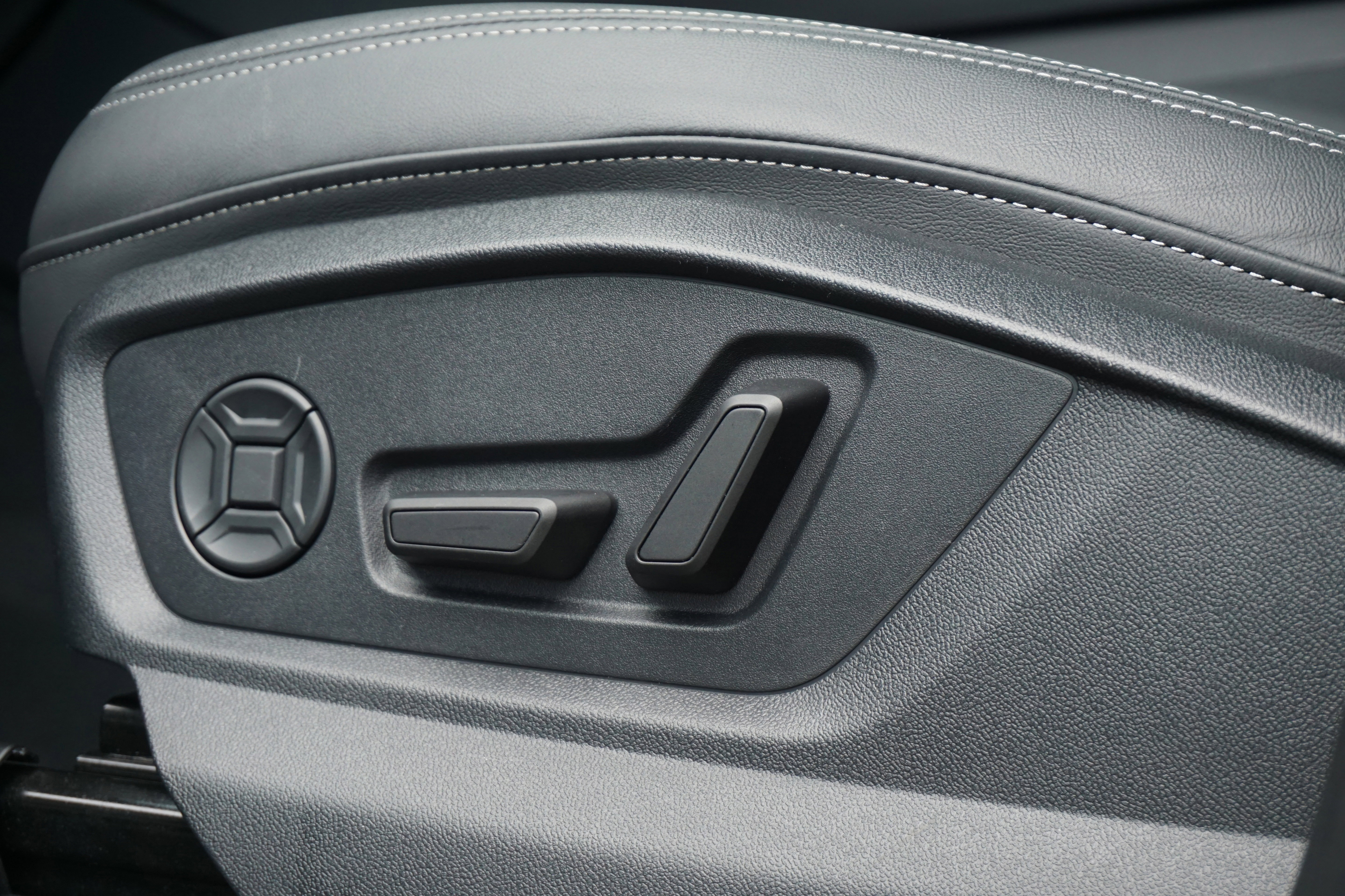 Certified 2025 Audi Q7 3.0T Premium Plus w/ Premium Plus Package image 9