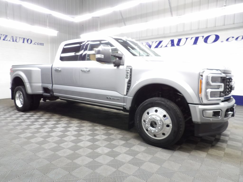 Used 2023 Ford F450 Platinum w/ FX4 Off-Road Package AWD/4WD image 3