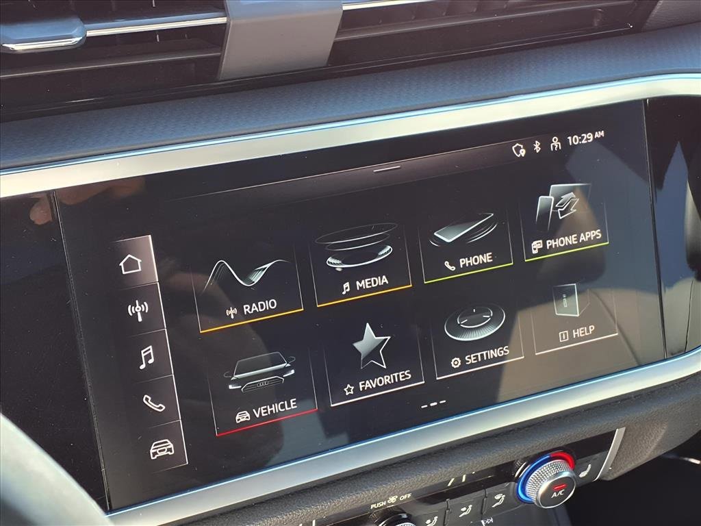 Used 2024 Audi Q3 2.0T Premium image 7