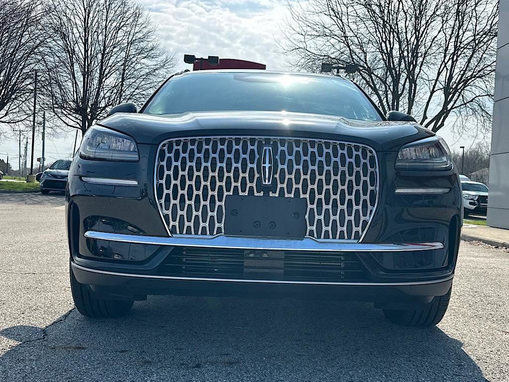 Used 2026 Lincoln Corsair Premiere AWD/4WD image 9