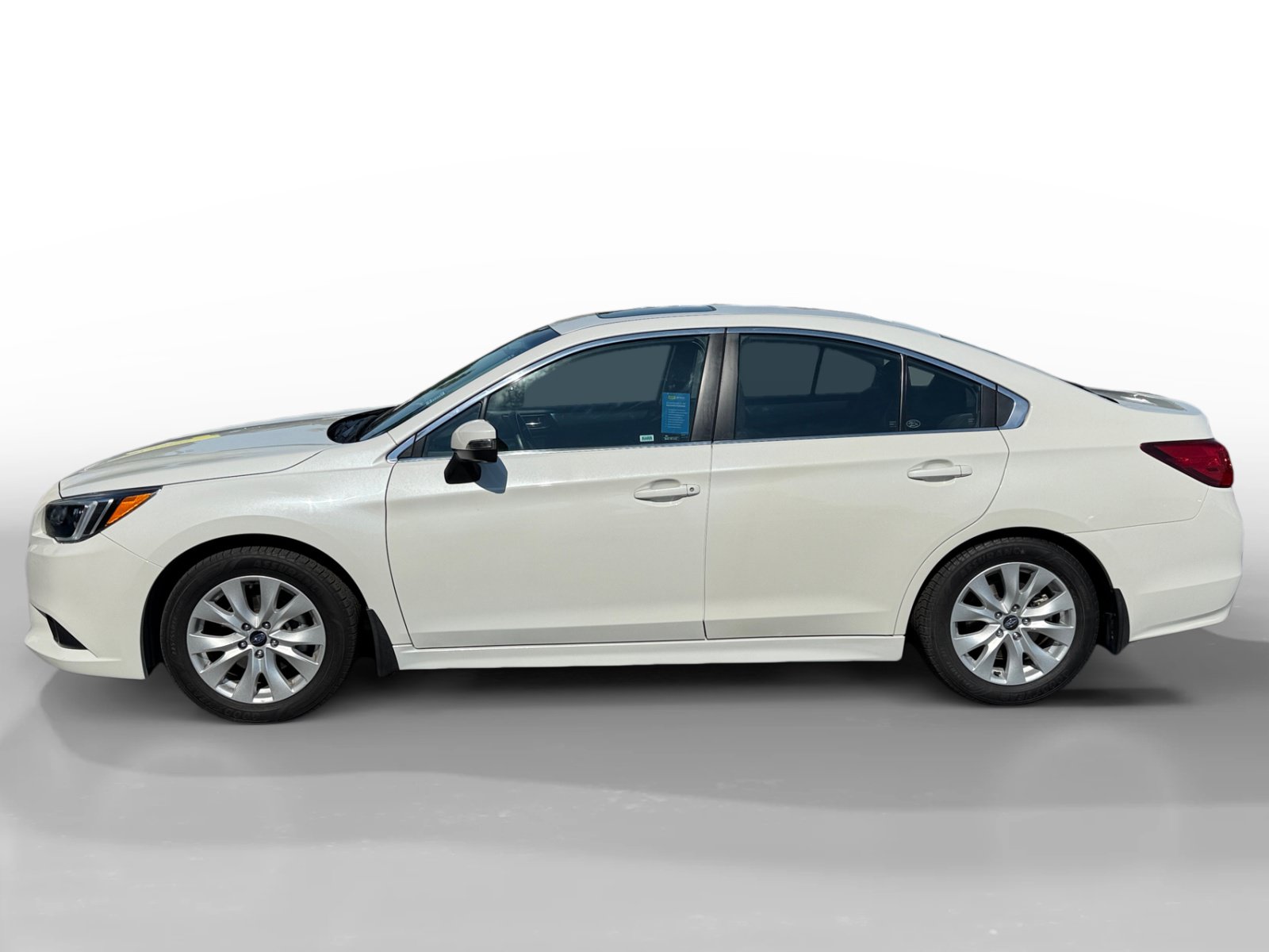 Used 2016 Subaru Legacy 2.5i Premium AWD/4WD image 2