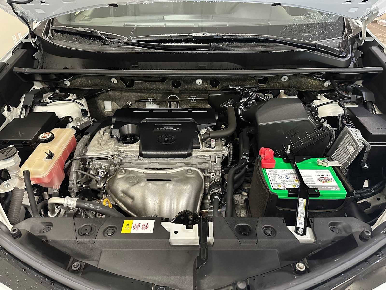 Used 2017 Toyota RAV4 SE w/ Advanced Technology Package image 11