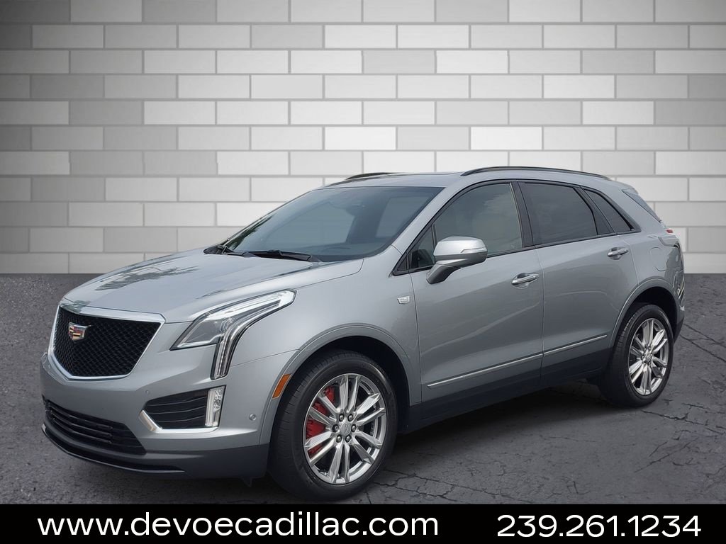 Certified 2023 Cadillac XT5 Sportv w/ Technology Package AWD/4WD image 1