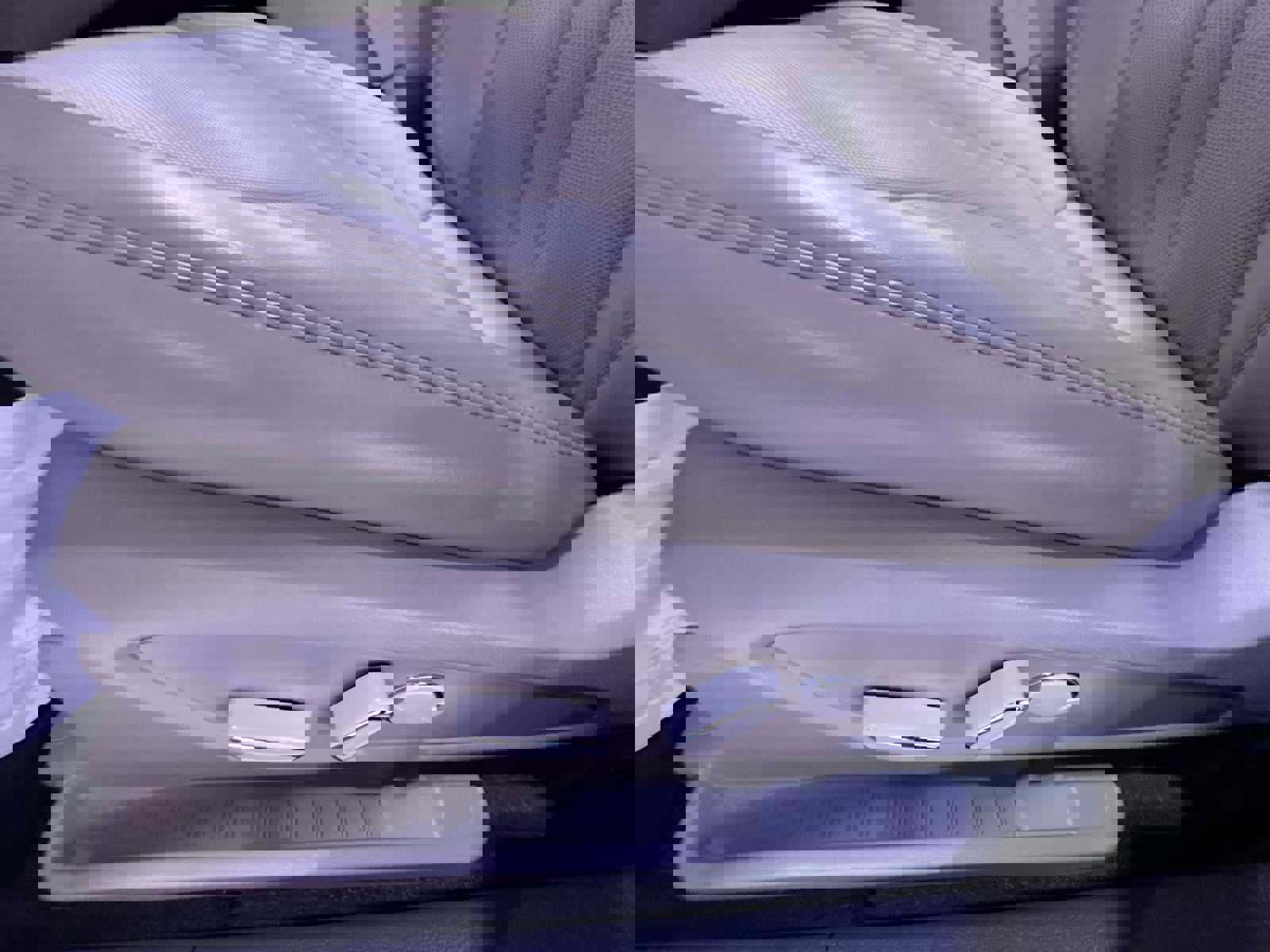 Used 2023 Lincoln Nautilus Reserve image 13