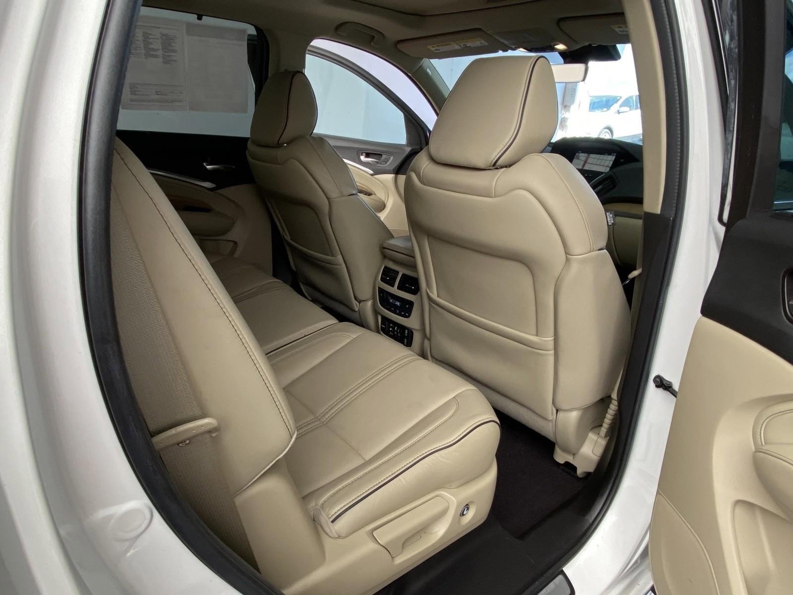 Used 2019 Acura MDX w/ Advance & Entertainment image 12
