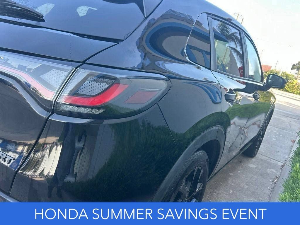 Certified 2025 Honda HR-V Sport image 8