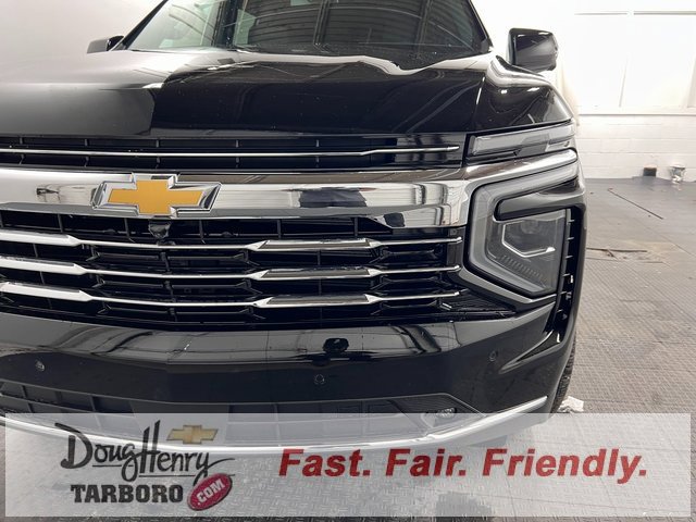 New 2026 Chevrolet Suburban LT w/ Comfort Package image 13