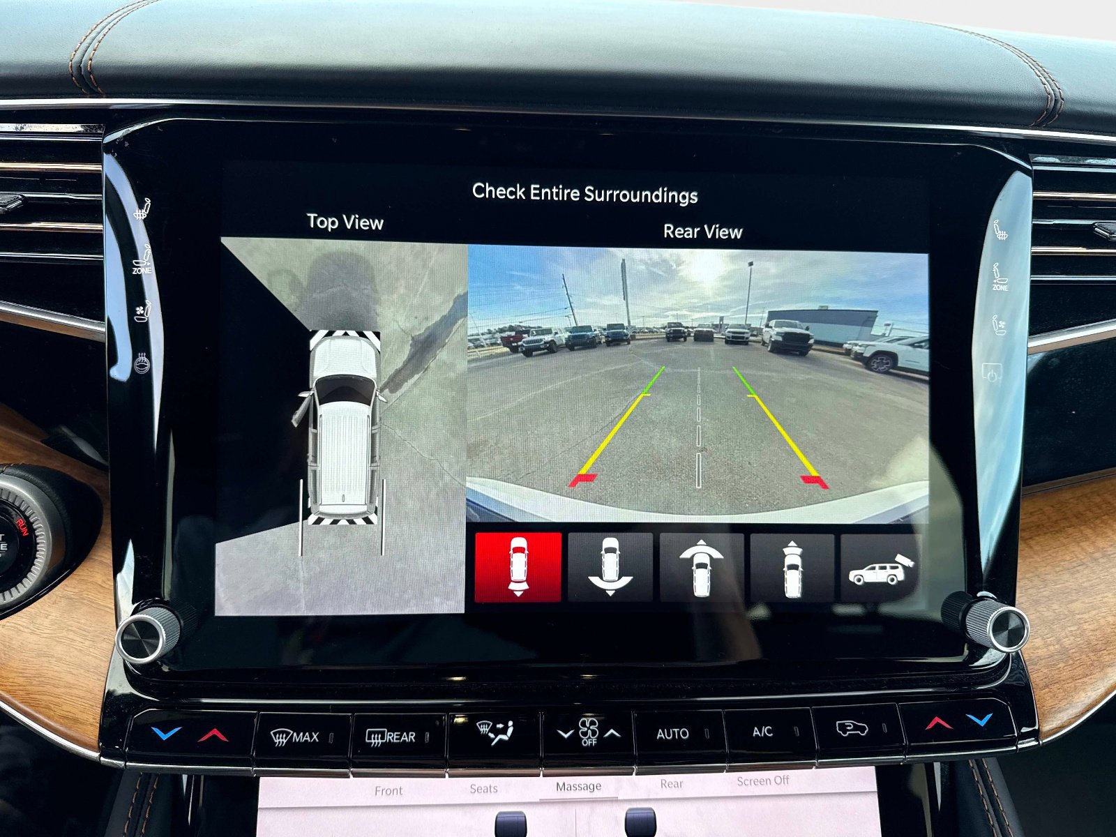 Used 2024 Jeep Grand Wagoneer L Series III image 27