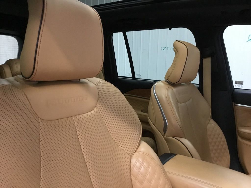 Used 2023 Jeep Grand Cherokee Summit image 28