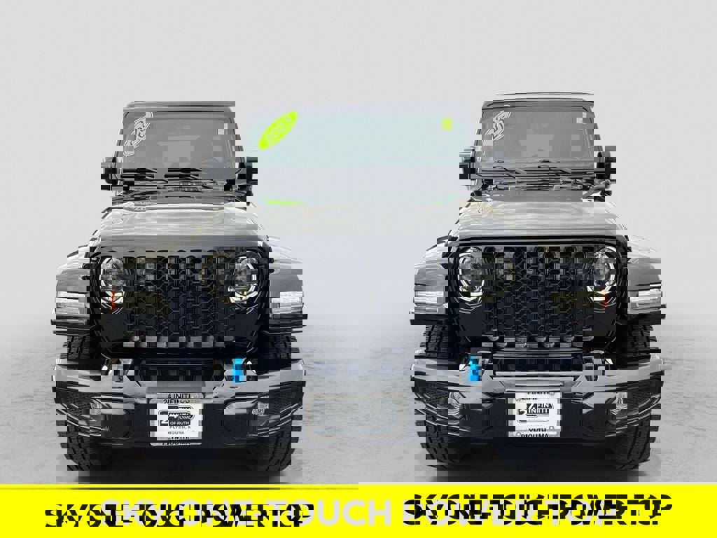 Used 2023 Jeep Wrangler Unlimited Sahara AWD/4WD image 7