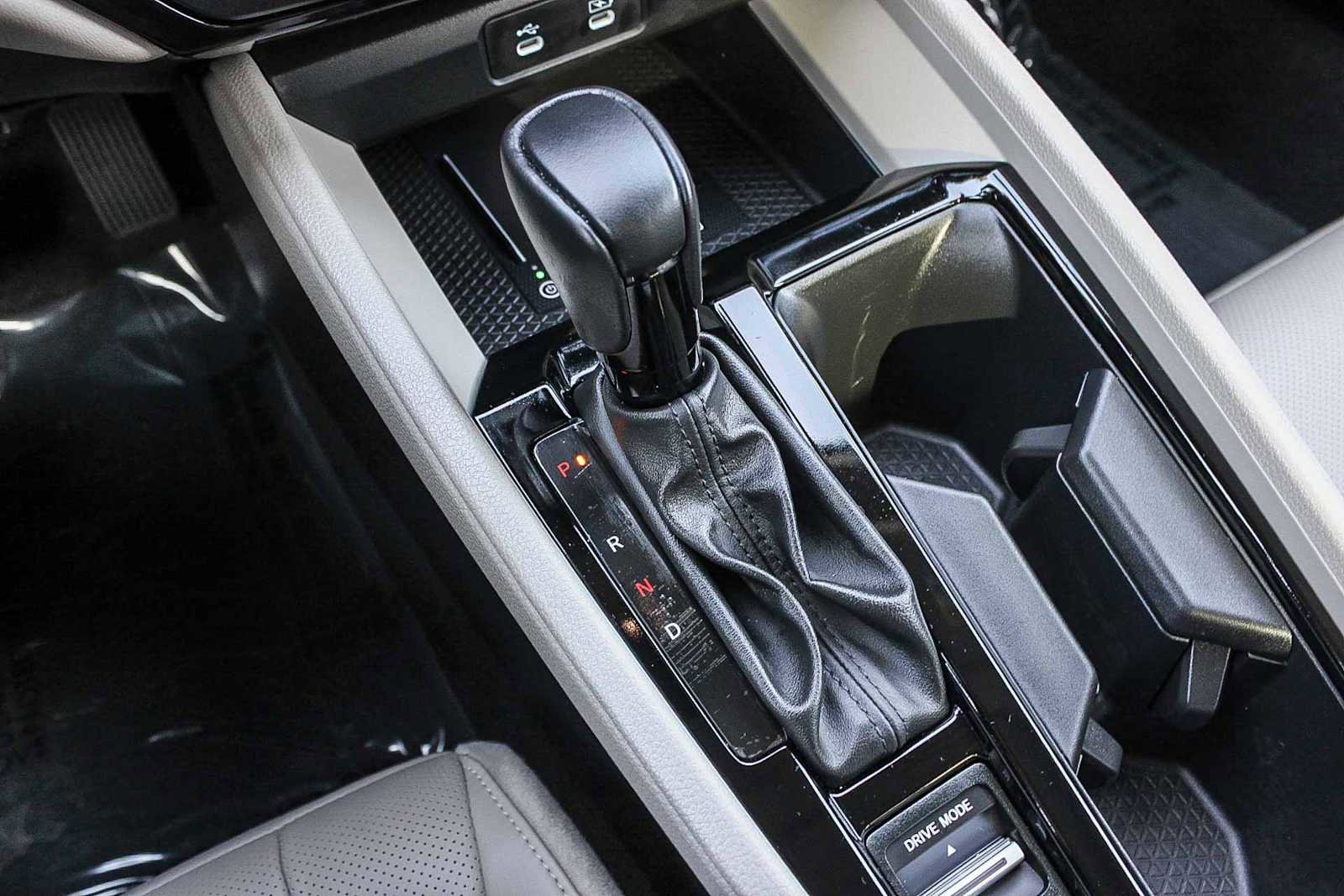 Certified 2025 Honda Accord EX-L image 19