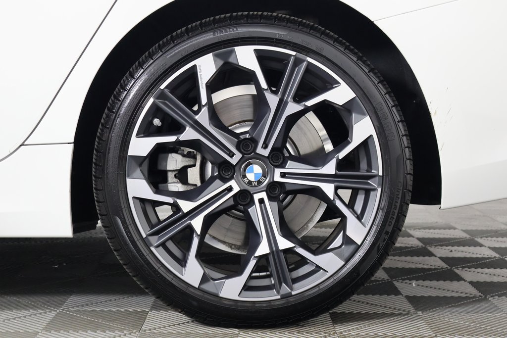 Certified 2026 BMW 330i Sedan w/ Convenience Package RWD image 16