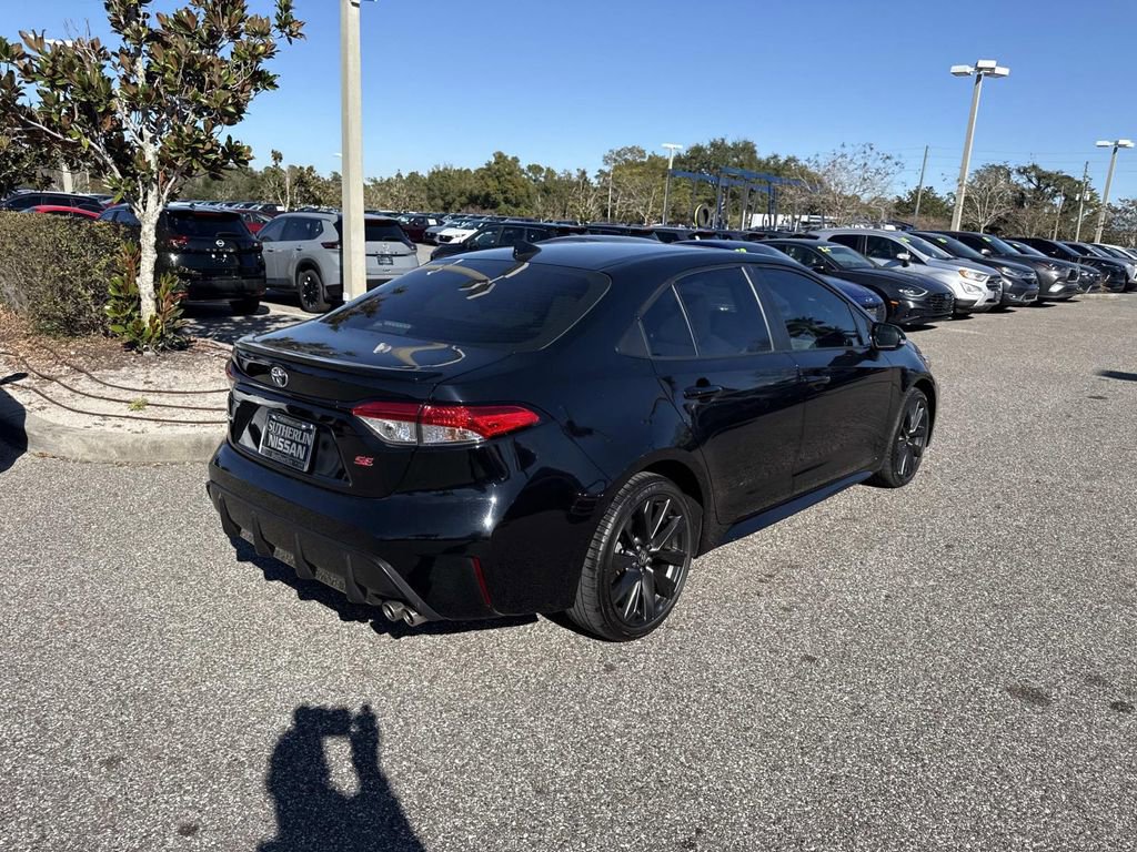Used 2024 Toyota Corolla SE image 4
