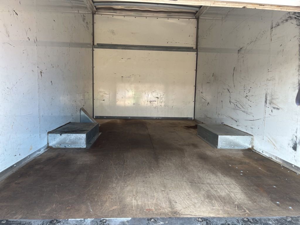 Used 2023 Chevrolet Express 3500 w/ Power Convenience Package image 9