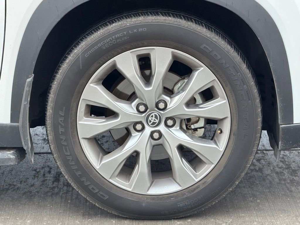 Used 2024 Toyota Grand Highlander Limited image 7