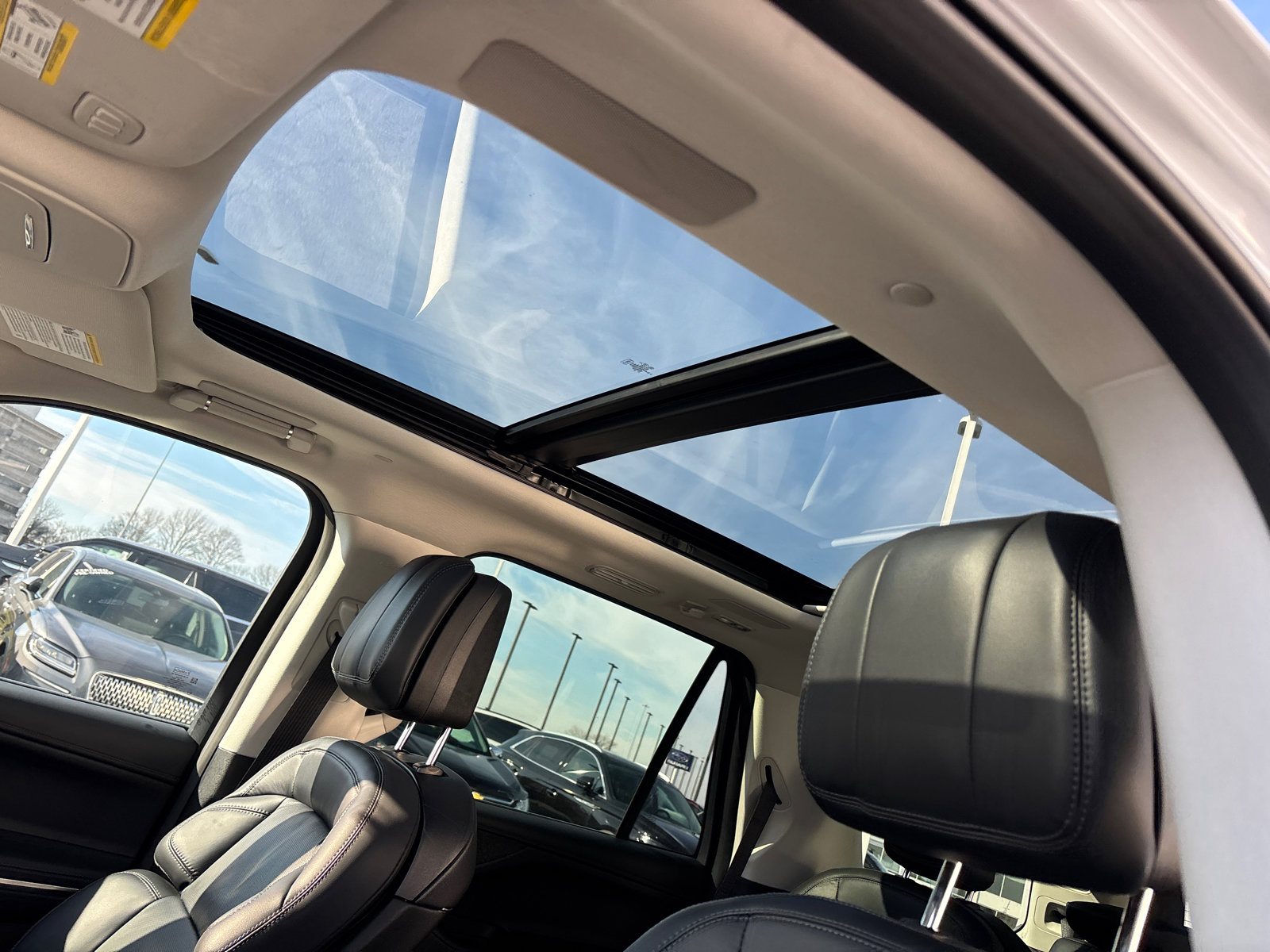 New 2025 Lincoln Navigator Reserve image 26