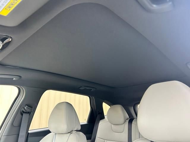 New 2026 Hyundai Tucson Limited image 10