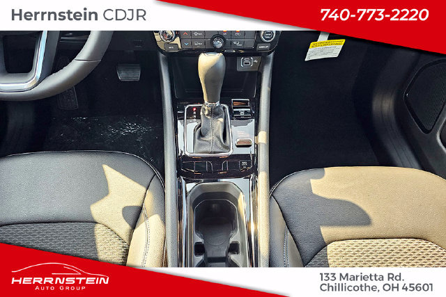 New 2026 Jeep Compass Latitude AWD/4WD image 9