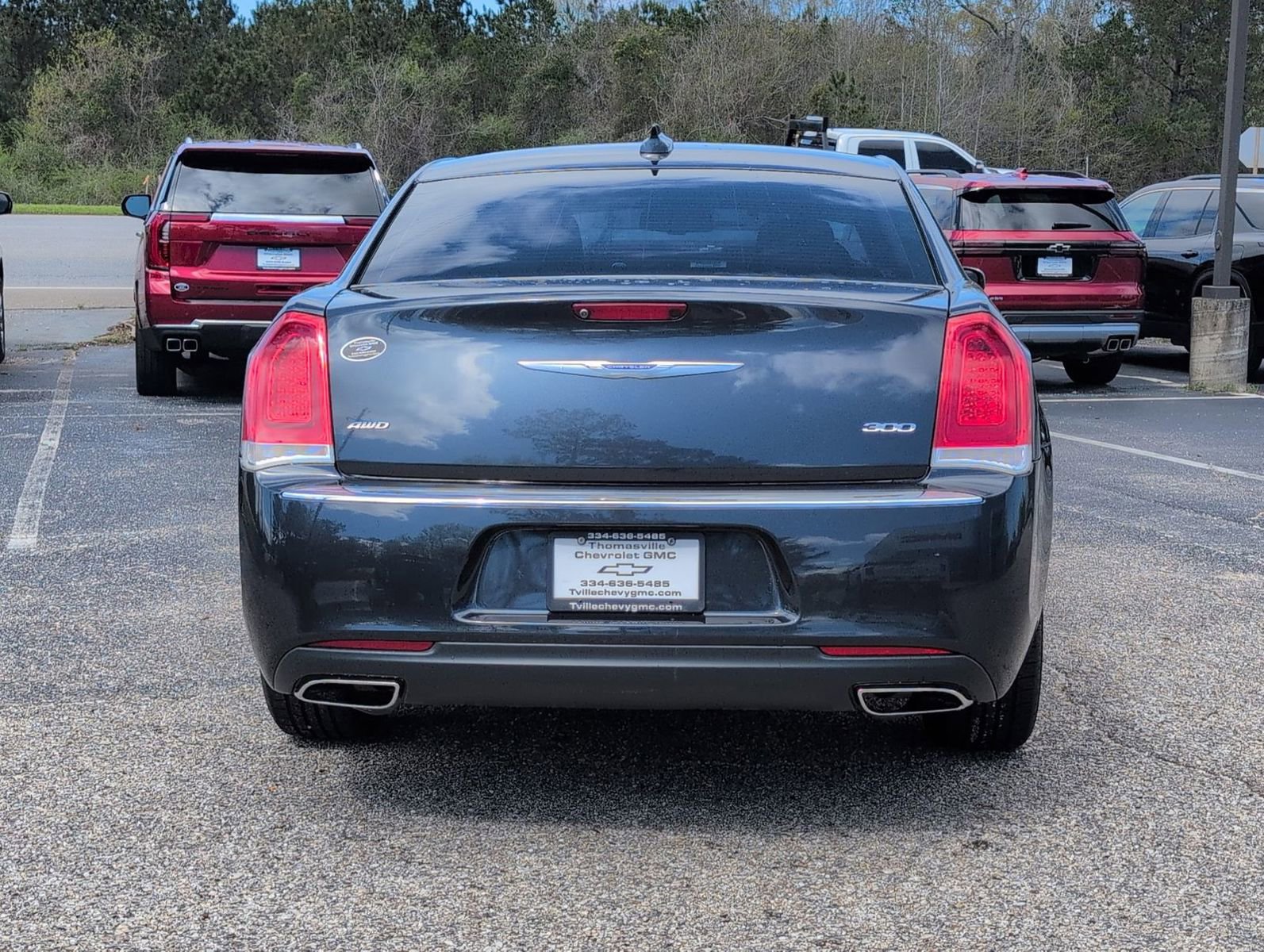 Used 2019 Chrysler 300 Limited image 4