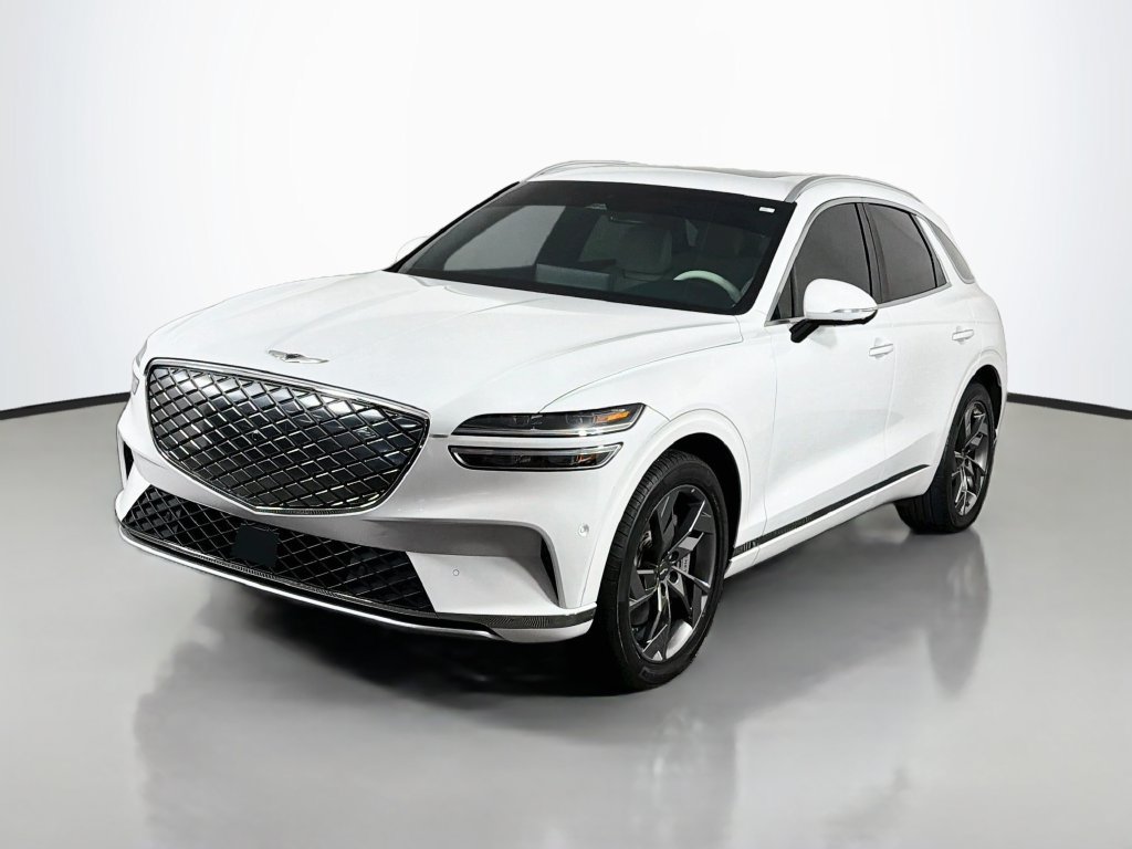 Used 2024 Genesis Electrified GV70 AWD/4WD image 3