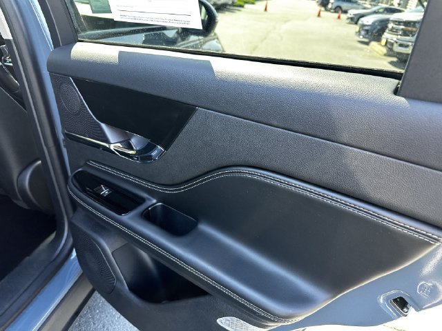 Certified 2023 Lincoln Corsair AWD w/ Equipment Group 101A image 40
