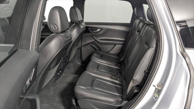 Used 2019 Audi Q7 3.0T Premium AWD/4WD image 17