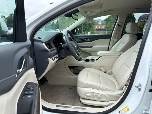 Used 2023 GMC Acadia Denali AWD/4WD image 13