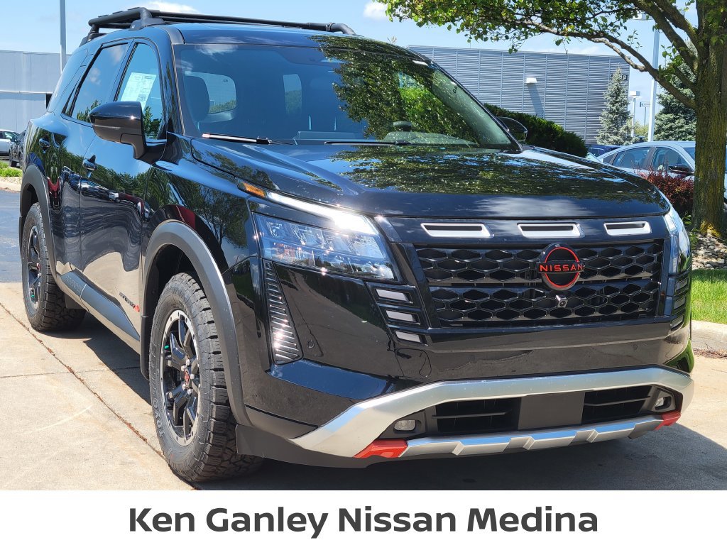 New 2026 Nissan Pathfinder Rock Creek w/ Rock Creek Premium Package AWD/4WD image 1
