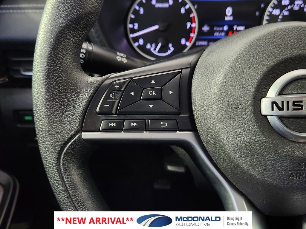 Used 2023 Nissan Sentra SV FWD image 17