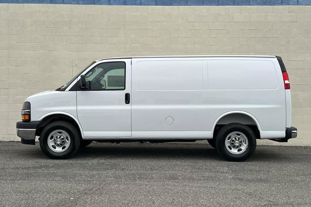 New 2026 Chevrolet Express 2500 w/ Driver Convenience Package RWD image 7
