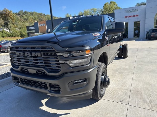 New 2026 RAM 3500 Tradesman image 11