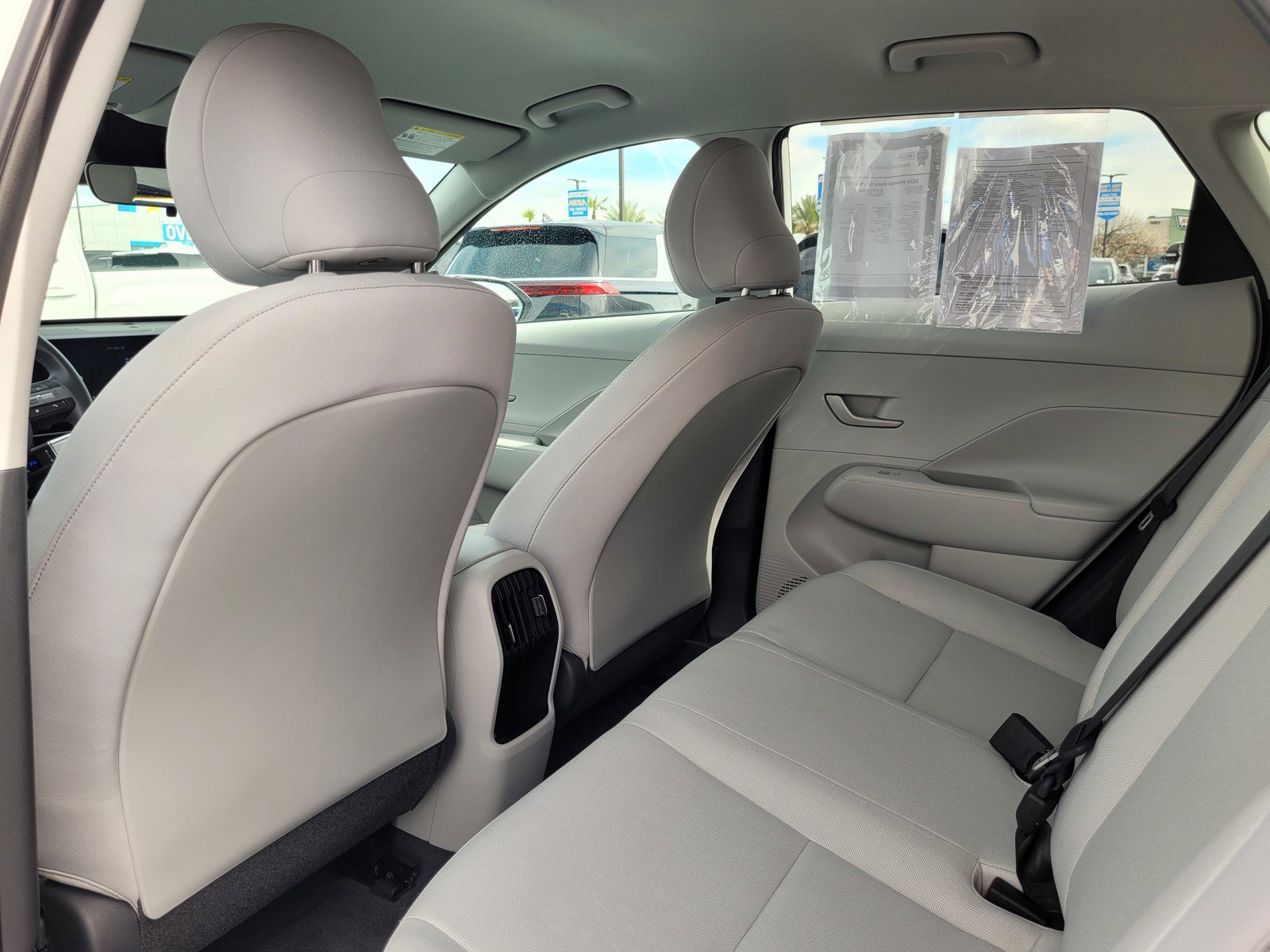 Used 2024 Hyundai Kona SEL image 13