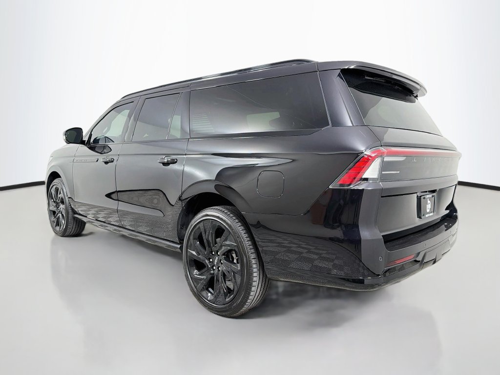 New 2027 Lincoln Navigator L Reserve w/ Jet Appearance Package RWD image 7