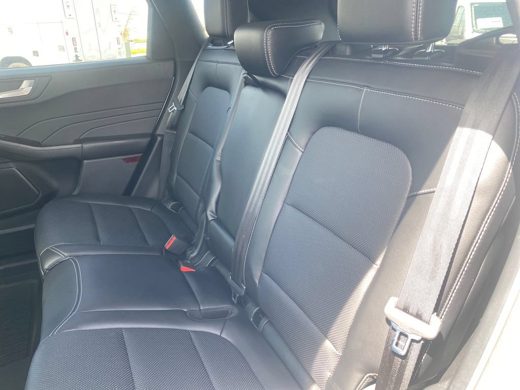 Used 2021 Ford Escape SEL FWD image 18