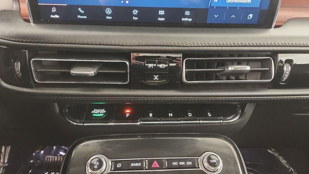 Used 2023 Lincoln Nautilus Reserve w/ Equipment Group 201A image 31