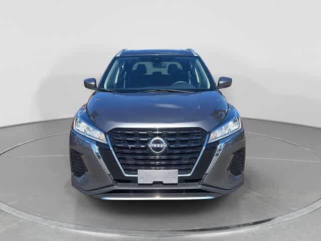 Used 2023 Nissan Kicks SV FWD image 3