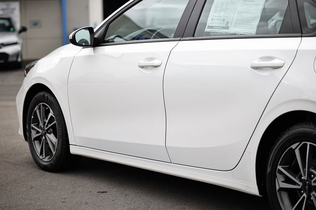 Used 2024 Kia Forte LXS image 6