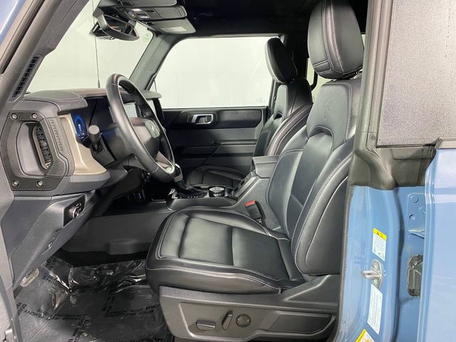 Used 2025 Ford Bronco Outer Banks image 11