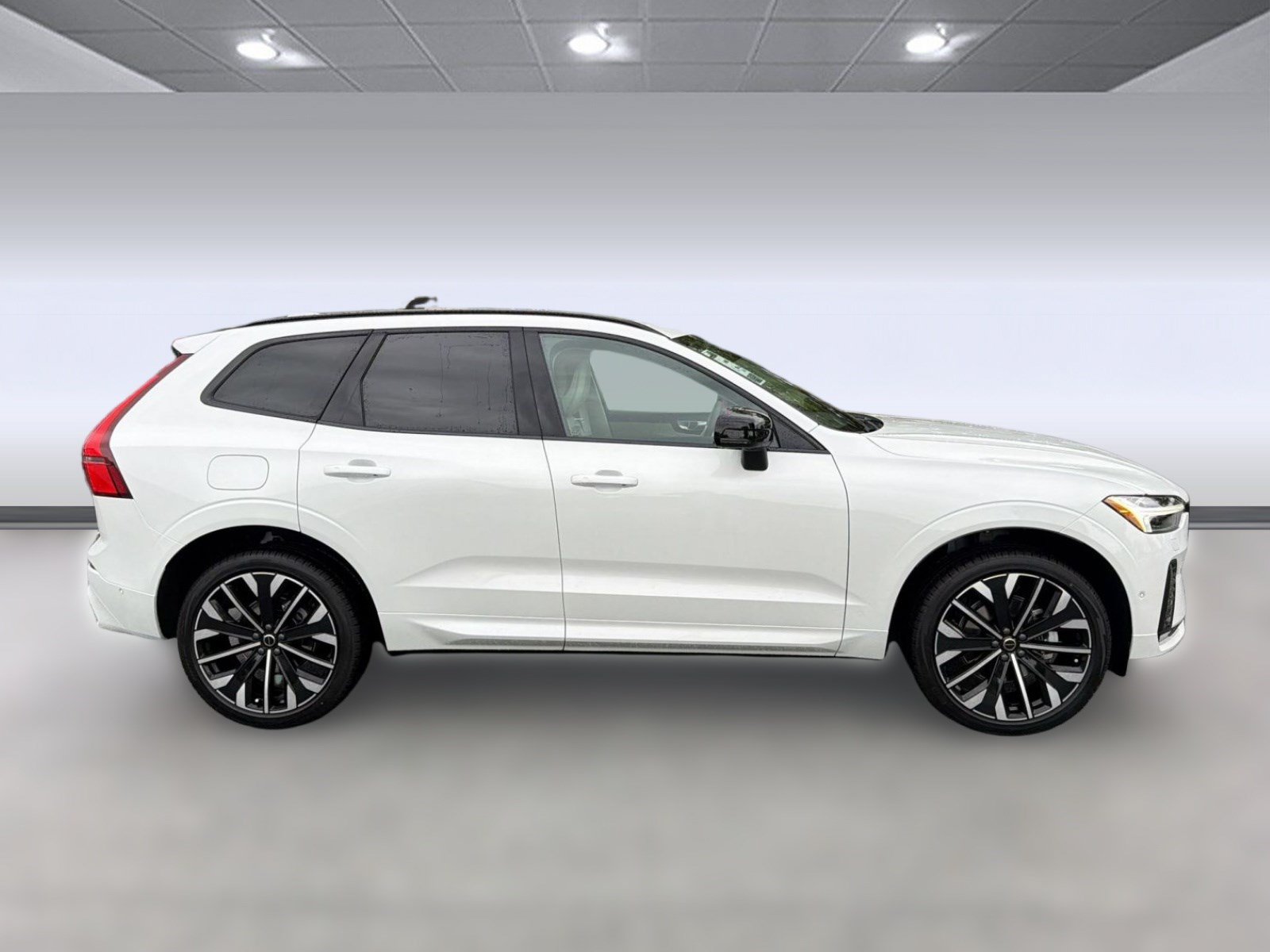New 2027 Volvo XC60 B5 Ultra AWD/4WD image 8