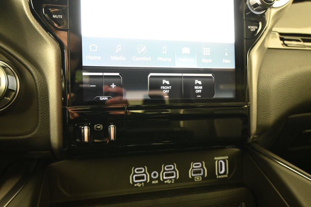 Used 2026 RAM 1500 Laramie w/ Night Edition AWD/4WD image 30