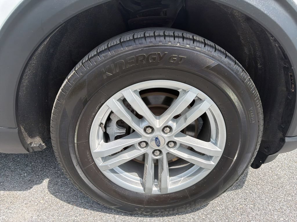 Used 2022 Ford Explorer XLT AWD/4WD image 13