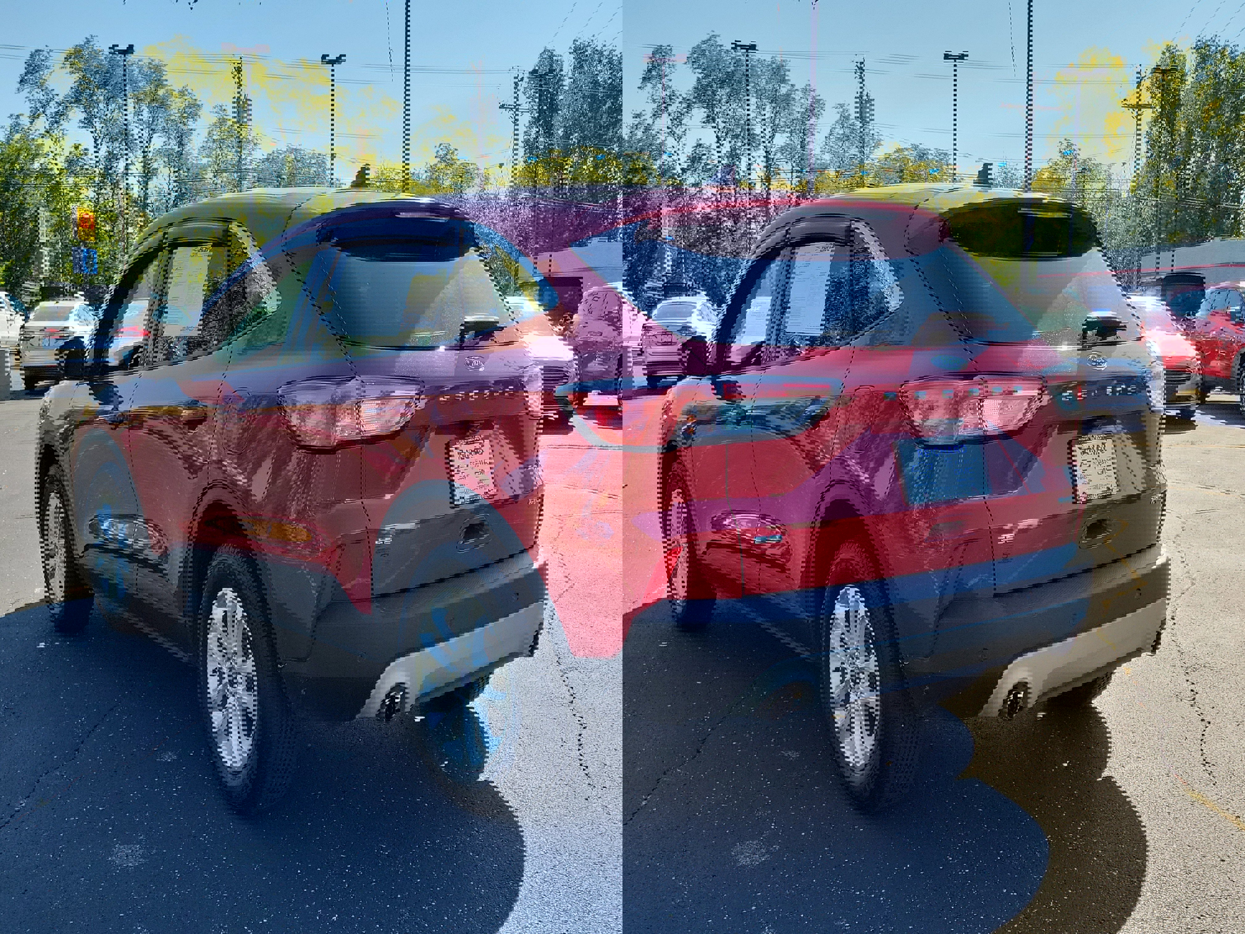 Used 2021 Ford Escape SE image 3