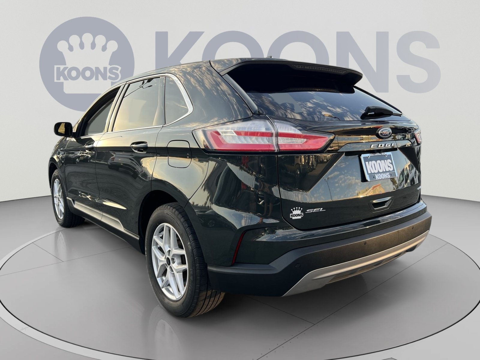 Used 2024 Ford Edge SEL AWD/4WD image 4