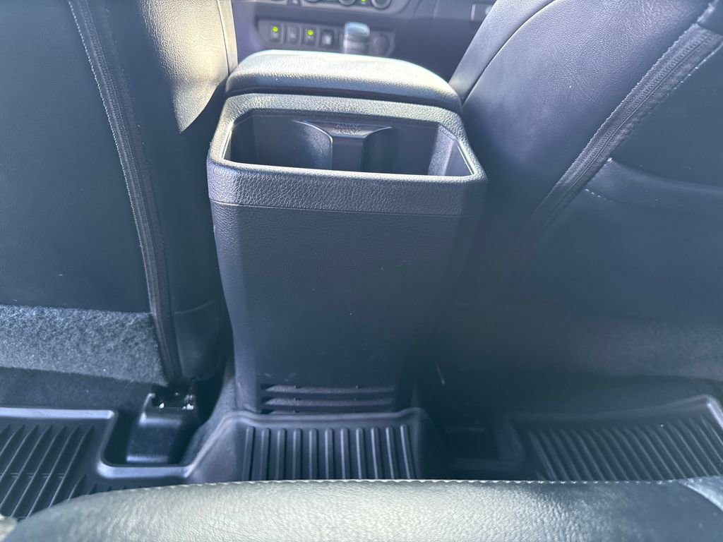 Used 2022 Toyota Tacoma TRD Sport image 30